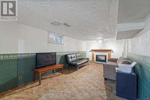 79 Locheed Drive, Hamilton, ON 