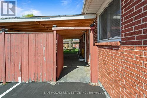 79 Locheed Drive, Hamilton, ON 