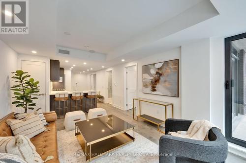 701 - 340 Queen Street, Ottawa, ON 