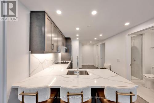401 - 340 Queen Street, Ottawa, ON 