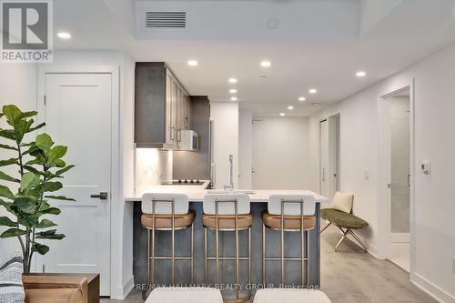 401 - 340 Queen Street, Ottawa, ON 