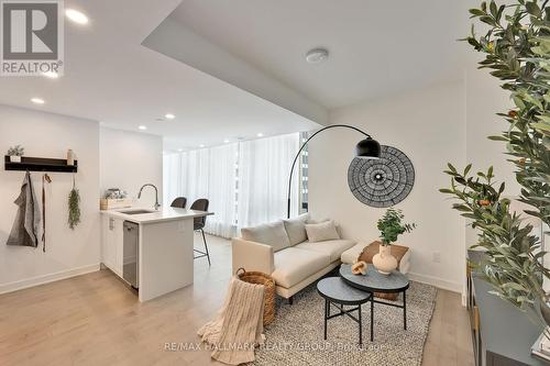 906 - 340 Queen Street, Ottawa, ON 
