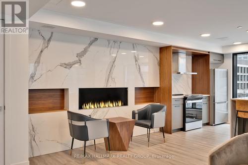 906 - 340 Queen Street, Ottawa, ON 