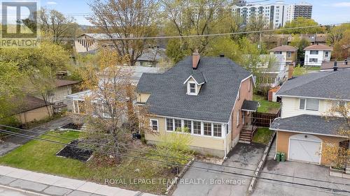 910 PINECREST ROAD  Ottawa, ON K2B 6B3