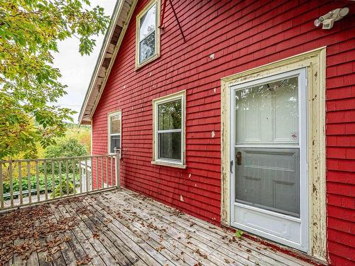 190 Lakeview Crescent, Upper Vaughan, NS 