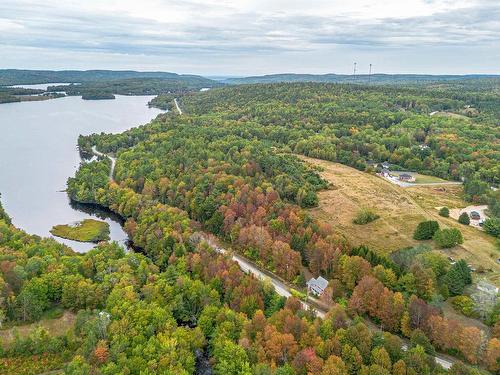 190 Lakeview Crescent, Upper Vaughan, NS 