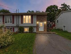 42 Sunnyvale Court  Sackville, NS B4E 2G6