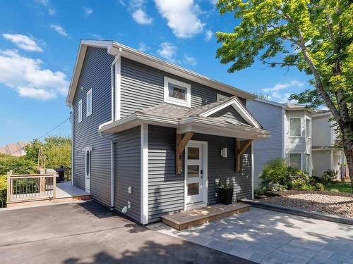 5 Kilbirnie Lane  Halifax, NS B3M 4E4