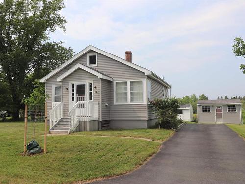 12 Richardson Avenue, Truro, NS 