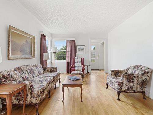 3 Guysborough Avenue, Dartmouth, NS 
