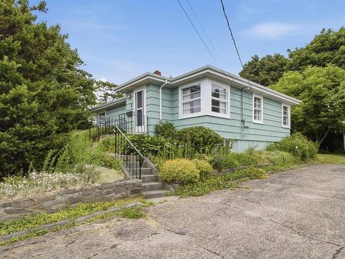 3 Guysborough Avenue, Dartmouth, NS 