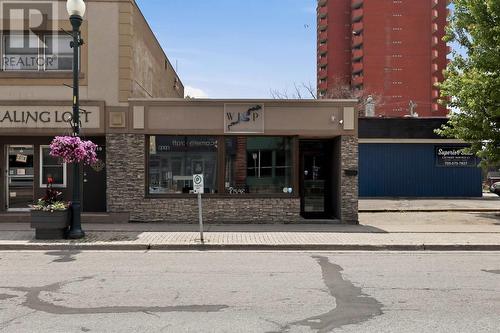 715 Queen St E, Sault Ste. Marie, ON 