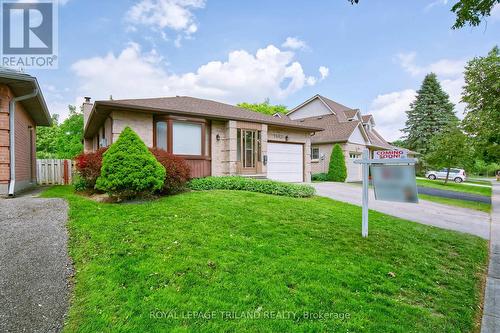 1662 ATTAWANDARON ROAD  London North (North F), ON N6G 3M6