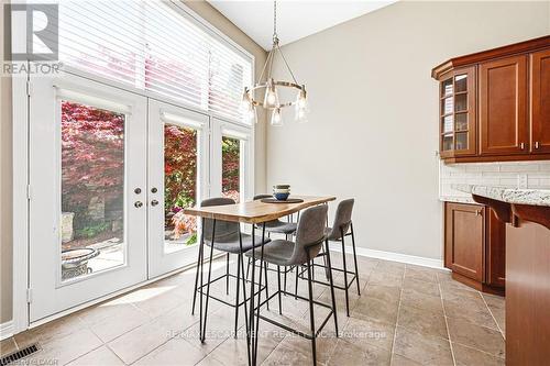 2178 Berwick Drive, Burlington, ON - Indoor Photo Showing Dining Room