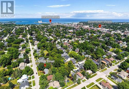 333 OAK STREET  Collingwood, ON L9Y 2Y4
