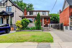 40 DUNKIRK ROAD Toronto, ON M4C 2M3