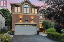 2268 VISTA OAK ROAD Oakville, ON L6M 3L8
