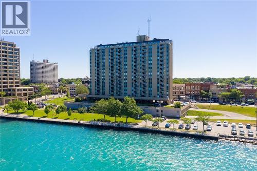 155 FRONT STREET North Unit# 903  Sarnia, ON N7T 7V5
