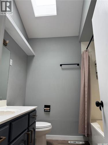 23 Dunning Crescent, Saskatoon, SK 