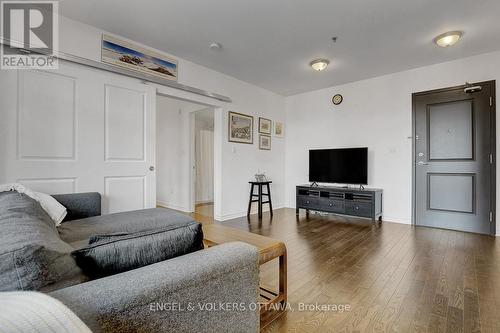 428 - 429 Kent Street, Ottawa, ON 