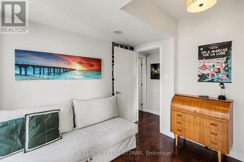 701 - 179 Metcalfe Street, Ottawa, ON - Indoor