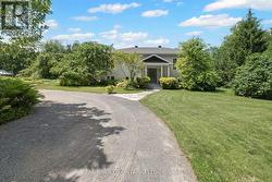 6550 RIDEAU VALLEY DRIVE N Ottawa, ON K4M 1B3