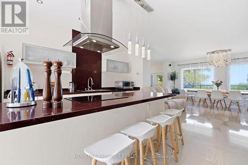 813 Lake Drive E, Georgina, ON 