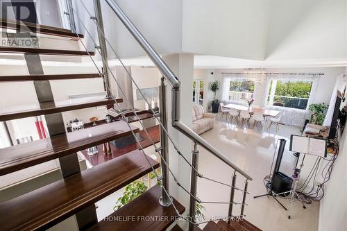 813 Lake Drive E, Georgina, ON 