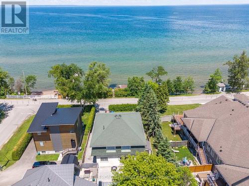 813 Lake Drive E, Georgina, ON 