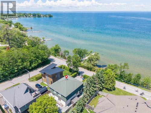 813 Lake Drive E, Georgina, ON 