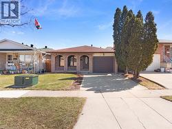 45 JUNIPER Drive  Stoney Creek, ON L8E 4C7