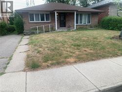 17 WEST PARK Avenue Unit# Basement Hamilton, ON L3S 3M4
