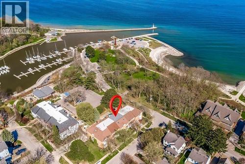 21 CHISHOLM Street  Oakville, ON L6K 3W2