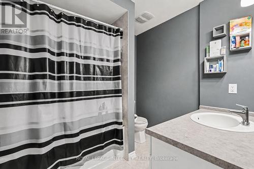 555 Foxlight Circle, Ottawa, ON 