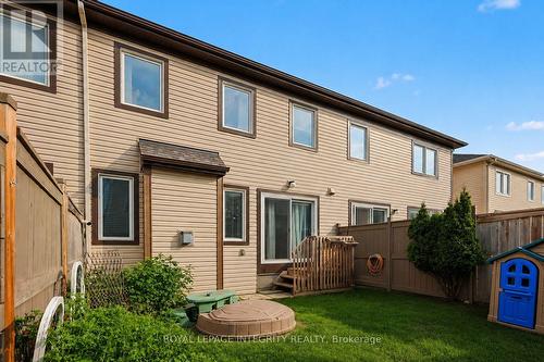 555 Foxlight Circle, Ottawa, ON 