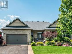 76 BALD EAGLE CRESCENT Ottawa, ON K0A 2Z0
