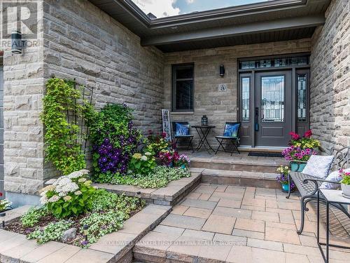 76 Bald Eagle Crescent, Ottawa, ON 