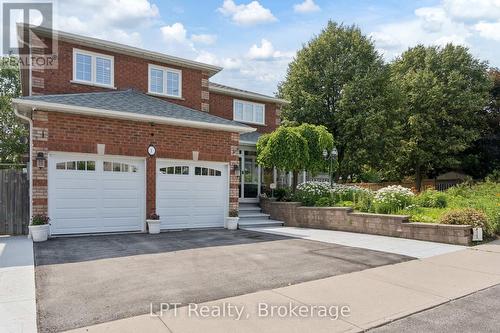 1 MAYFIELD CRESCENT  Whitby (Pringle Creek), ON L1N 8P3