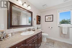 Lower Level 4 pc Bathroom - 