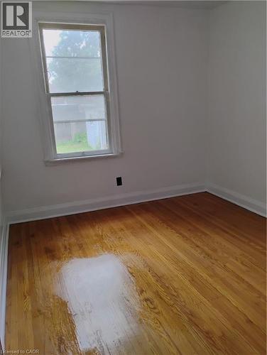 65 Harmony Avenue, Hamilton, ON - Indoor Photo Showing Other Room