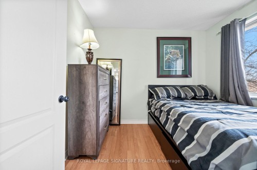 205-3 Dayspring Circle, Brampton, ON - Indoor Photo Showing Bedroom