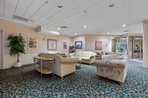 205-3 Dayspring Circle, Brampton, ON - Indoor