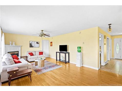 178 Hearne St, Fredericton, NB 