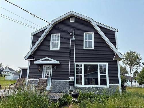 1186 Frenette St, Bathurst, NB 