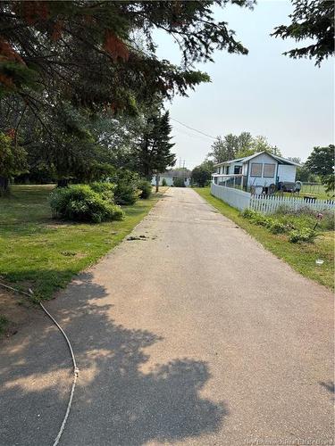 1186 Frenette St, Bathurst, NB 