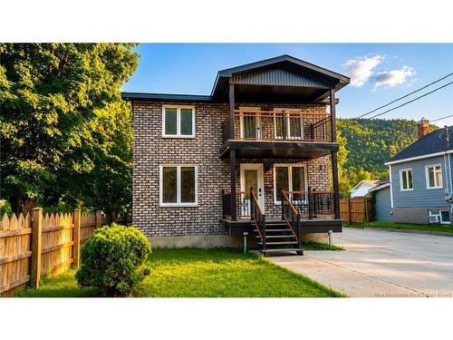 6 Lebel CRT  Campbellton, NB E3N 3Y3