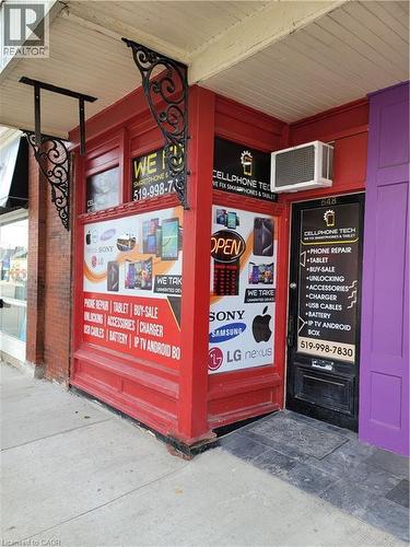 648 King Street E, Cambridge, ON 