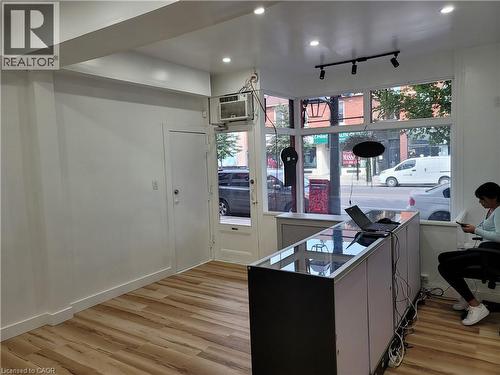 648 King Street E, Cambridge, ON 