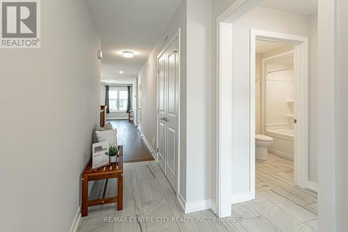 27 Silverleaf Path, St. Thomas, ON 