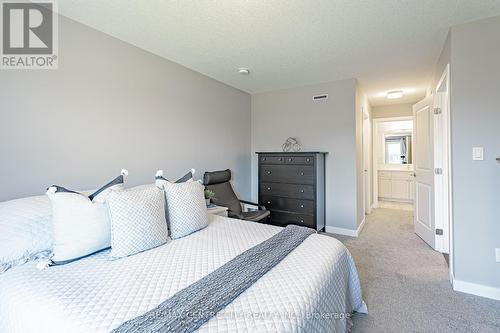 27 Silverleaf Path, St. Thomas, ON 